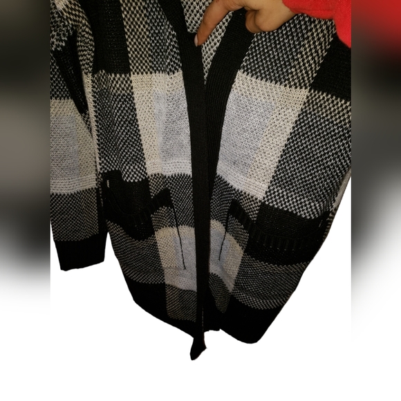 No Boundaries Juniors Jacquard Cardigan with Faux Sherpa Hood Size S - Picture 7 of 11